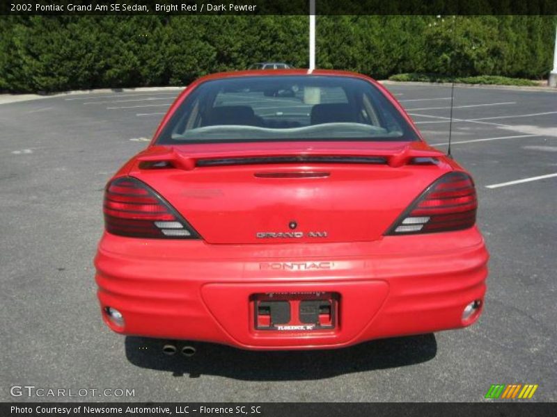 Bright Red / Dark Pewter 2002 Pontiac Grand Am SE Sedan