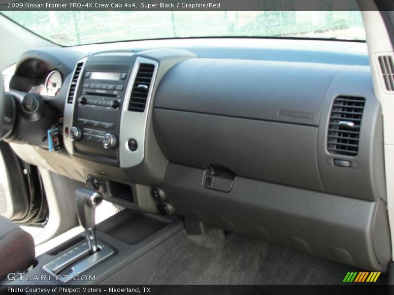 Super Black / Graphite/Red 2009 Nissan Frontier PRO-4X Crew Cab 4x4