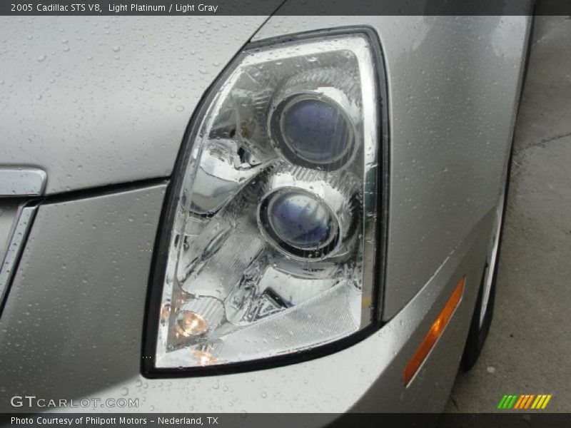 Light Platinum / Light Gray 2005 Cadillac STS V8