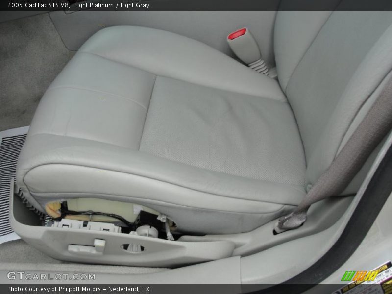 Light Platinum / Light Gray 2005 Cadillac STS V8