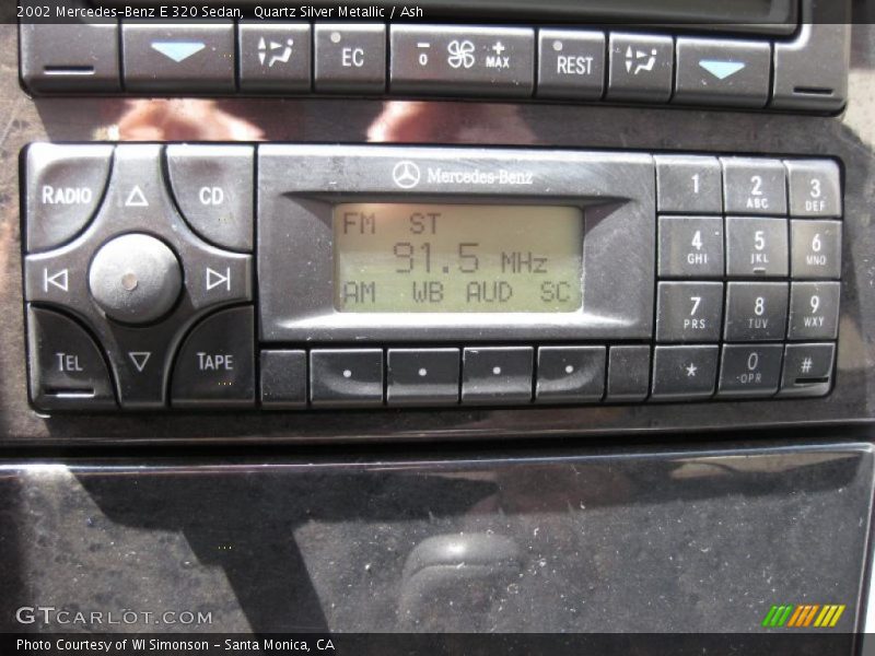 Quartz Silver Metallic / Ash 2002 Mercedes-Benz E 320 Sedan