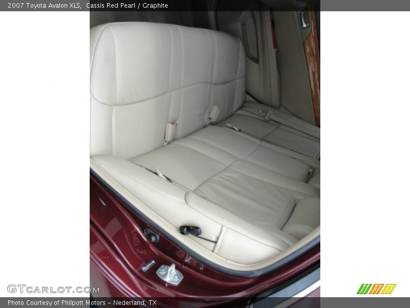 Cassis Red Pearl / Graphite 2007 Toyota Avalon XLS