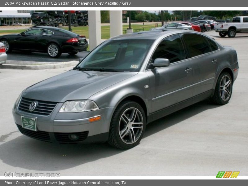 Stonehenge Grey Metallic / Grey 2004 Volkswagen Passat GLS Sedan