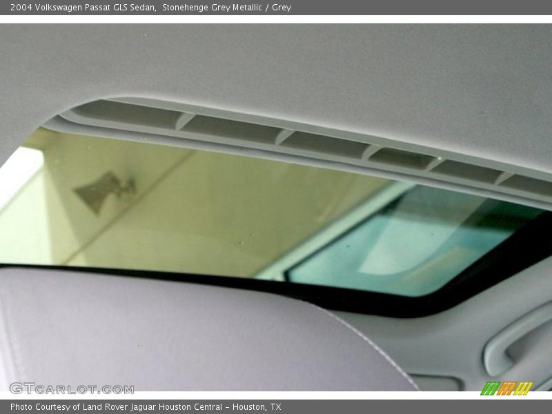 Stonehenge Grey Metallic / Grey 2004 Volkswagen Passat GLS Sedan