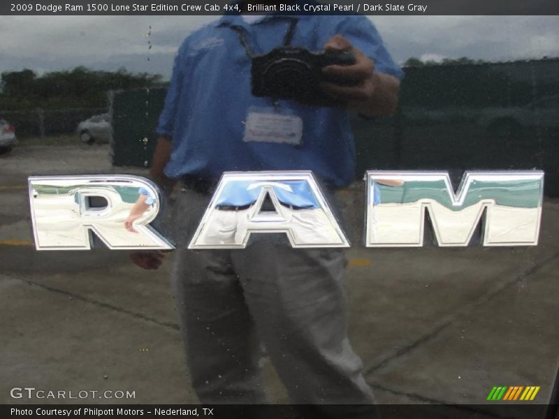Brilliant Black Crystal Pearl / Dark Slate Gray 2009 Dodge Ram 1500 Lone Star Edition Crew Cab 4x4