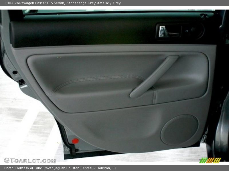 Stonehenge Grey Metallic / Grey 2004 Volkswagen Passat GLS Sedan