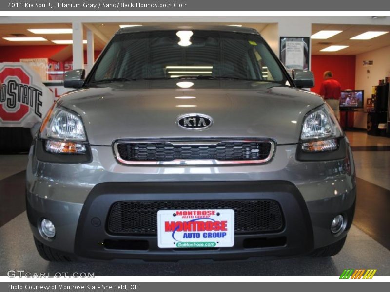 Titanium Gray / Sand/Black Houndstooth Cloth 2011 Kia Soul !
