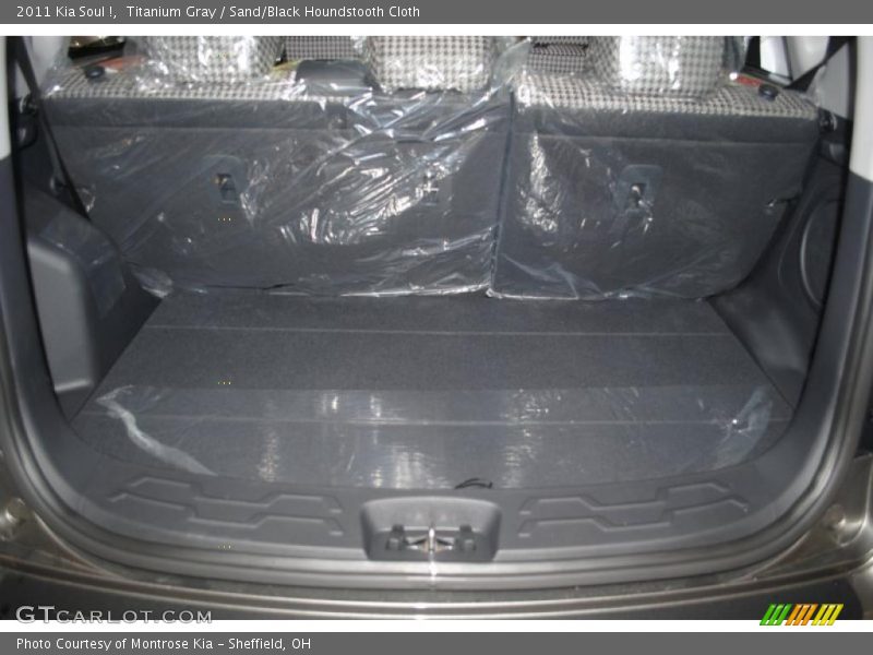 Titanium Gray / Sand/Black Houndstooth Cloth 2011 Kia Soul !