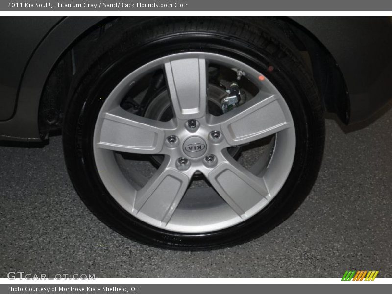 Titanium Gray / Sand/Black Houndstooth Cloth 2011 Kia Soul !