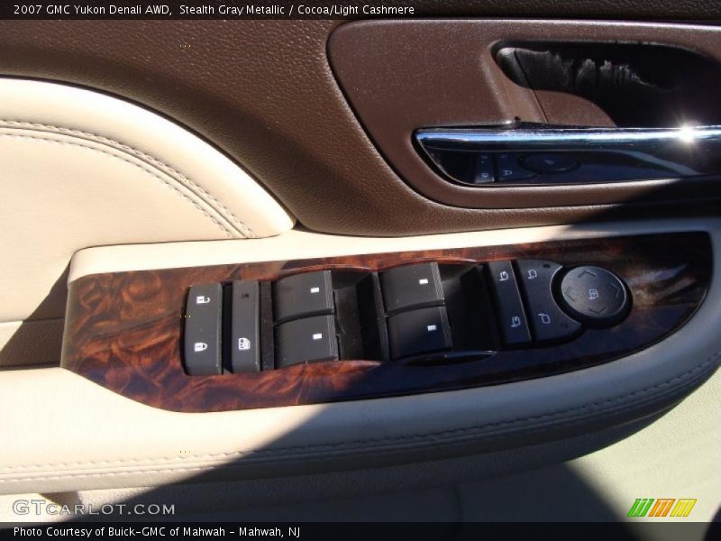 Stealth Gray Metallic / Cocoa/Light Cashmere 2007 GMC Yukon Denali AWD
