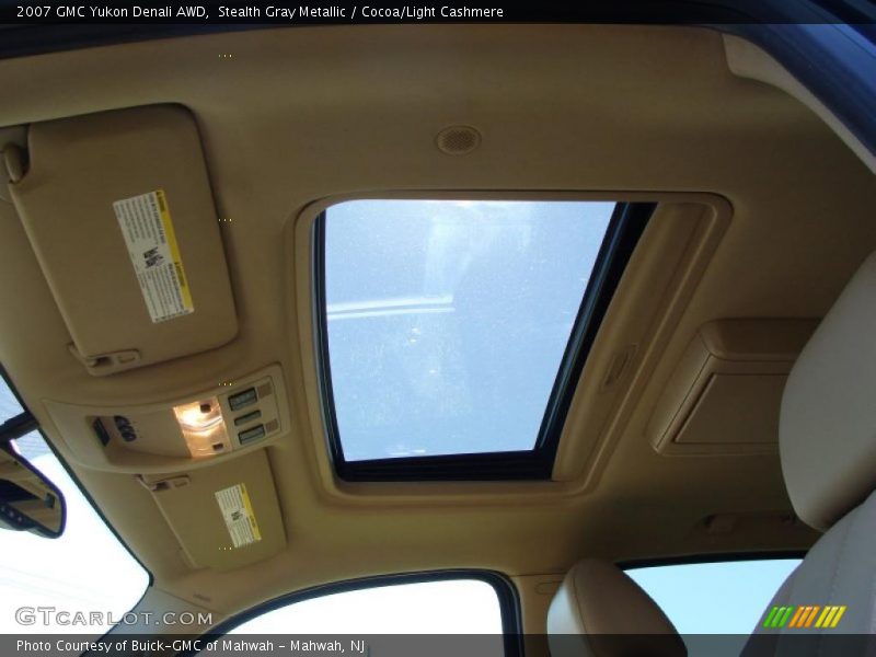 Stealth Gray Metallic / Cocoa/Light Cashmere 2007 GMC Yukon Denali AWD