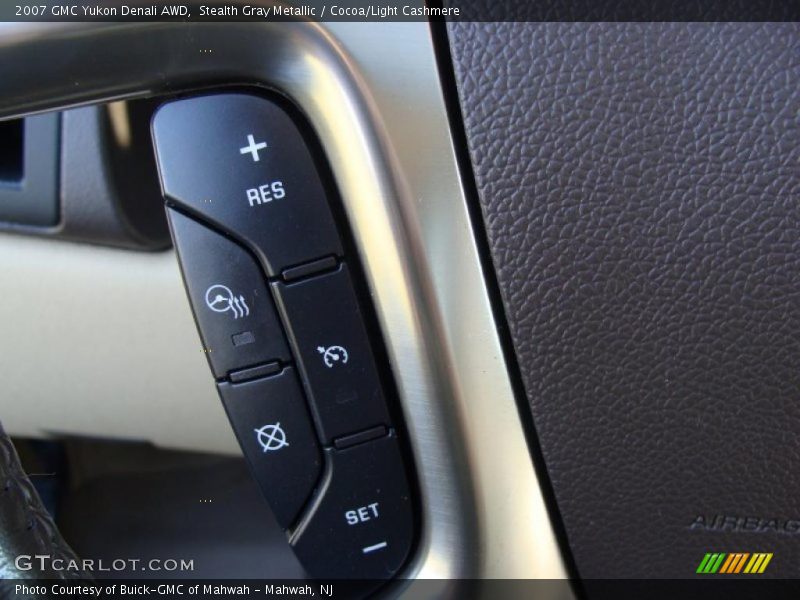 Stealth Gray Metallic / Cocoa/Light Cashmere 2007 GMC Yukon Denali AWD