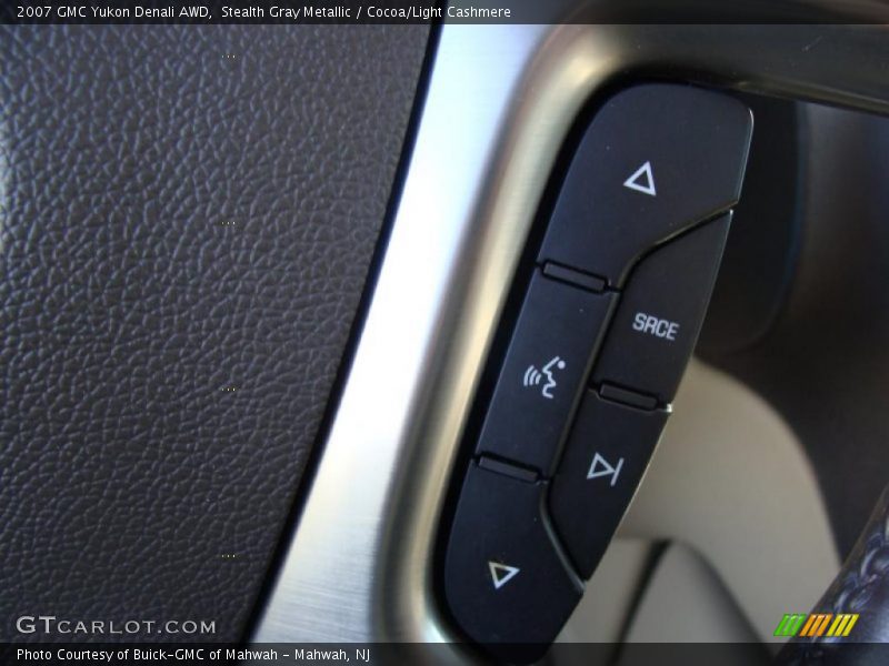 Stealth Gray Metallic / Cocoa/Light Cashmere 2007 GMC Yukon Denali AWD