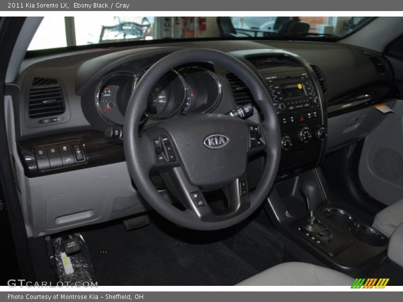 Ebony Black / Gray 2011 Kia Sorento LX