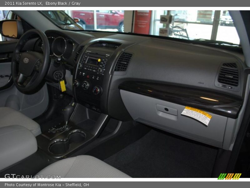 Ebony Black / Gray 2011 Kia Sorento LX