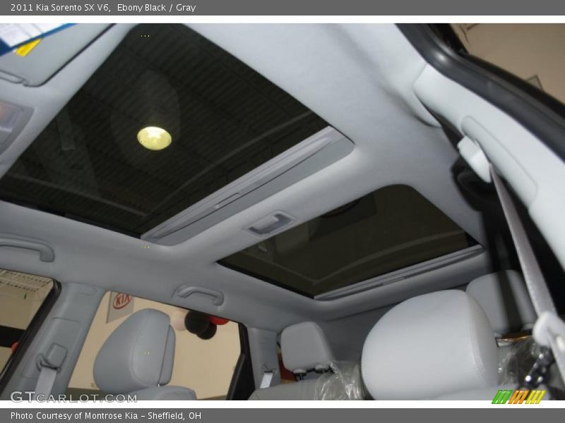Ebony Black / Gray 2011 Kia Sorento SX V6