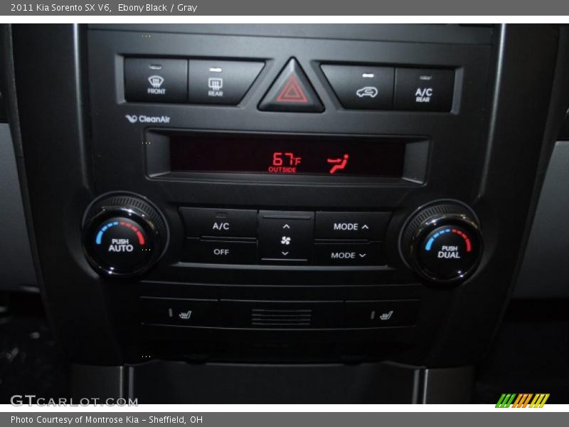 Ebony Black / Gray 2011 Kia Sorento SX V6