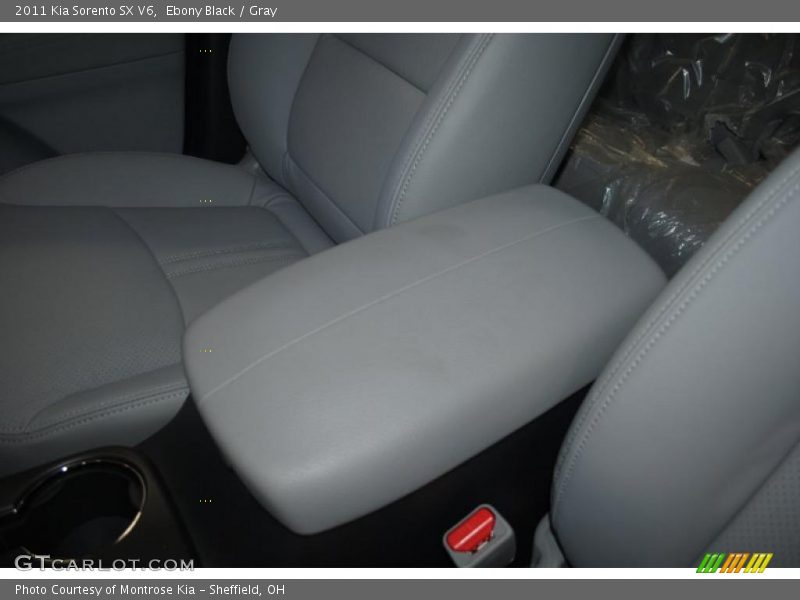 Ebony Black / Gray 2011 Kia Sorento SX V6