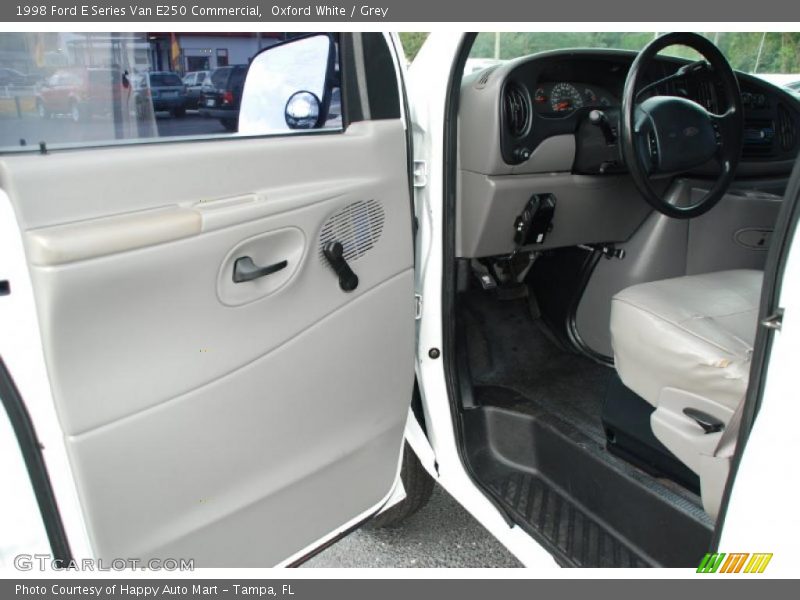 Oxford White / Grey 1998 Ford E Series Van E250 Commercial