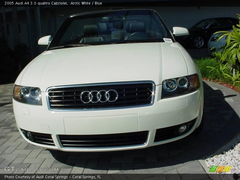 Arctic White / Blue 2005 Audi A4 3.0 quattro Cabriolet