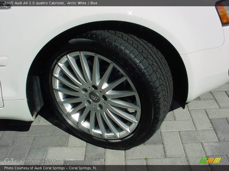 Arctic White / Blue 2005 Audi A4 3.0 quattro Cabriolet