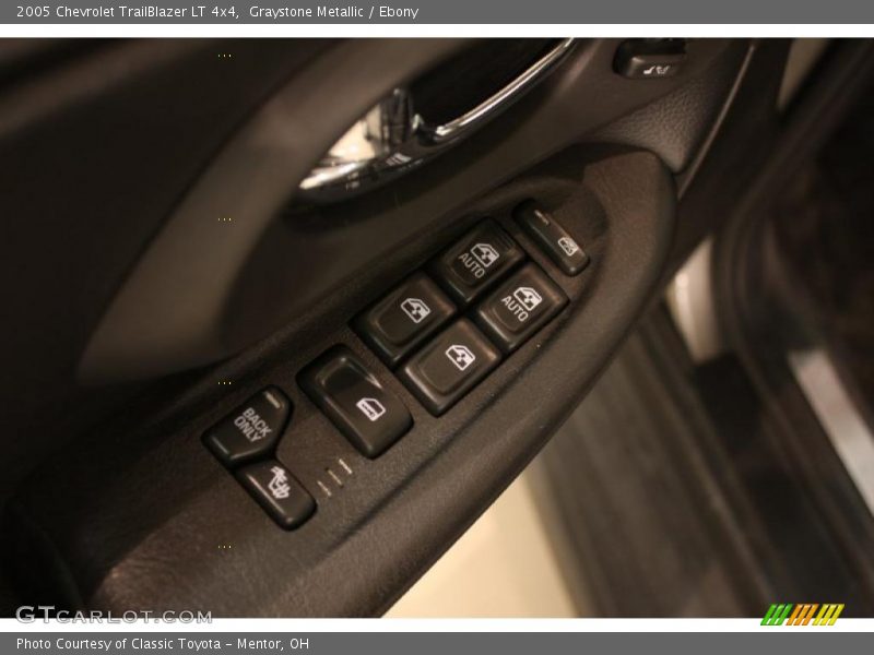 Graystone Metallic / Ebony 2005 Chevrolet TrailBlazer LT 4x4