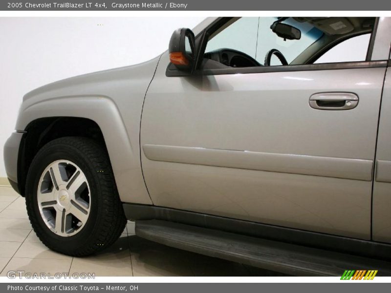Graystone Metallic / Ebony 2005 Chevrolet TrailBlazer LT 4x4