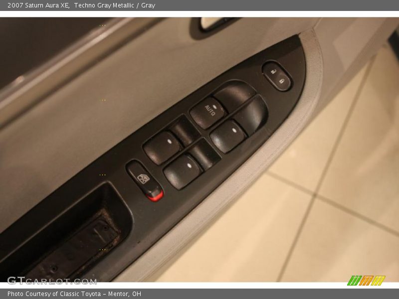 Techno Gray Metallic / Gray 2007 Saturn Aura XE