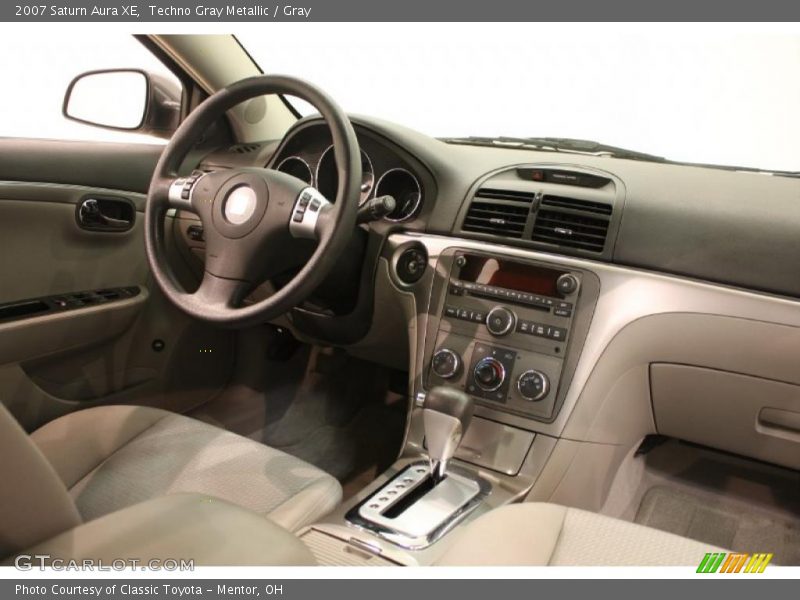Techno Gray Metallic / Gray 2007 Saturn Aura XE