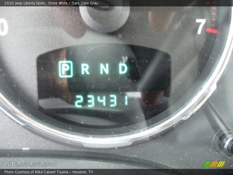 Stone White / Dark Slate Gray 2010 Jeep Liberty Sport