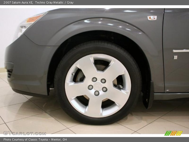 Techno Gray Metallic / Gray 2007 Saturn Aura XE