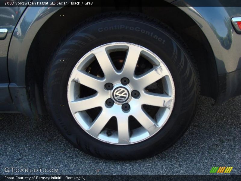 Black / Grey 2003 Volkswagen Passat GLS Sedan