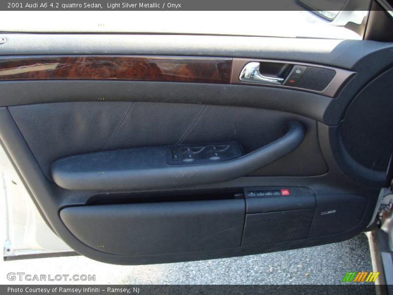 Light Silver Metallic / Onyx 2001 Audi A6 4.2 quattro Sedan
