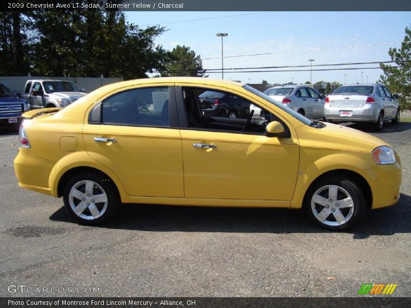 Summer Yellow / Charcoal 2009 Chevrolet Aveo LT Sedan