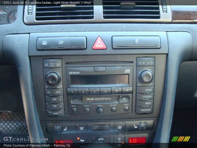 Light Silver Metallic / Onyx 2001 Audi A6 4.2 quattro Sedan