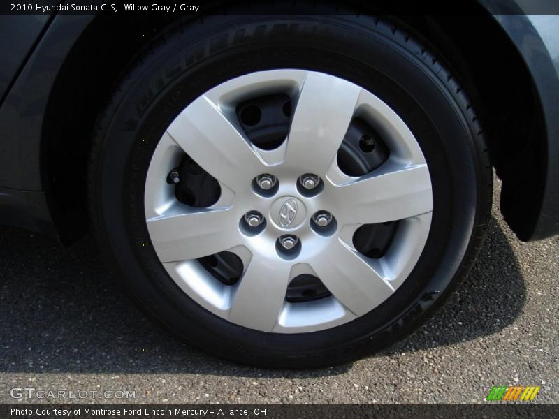 Willow Gray / Gray 2010 Hyundai Sonata GLS