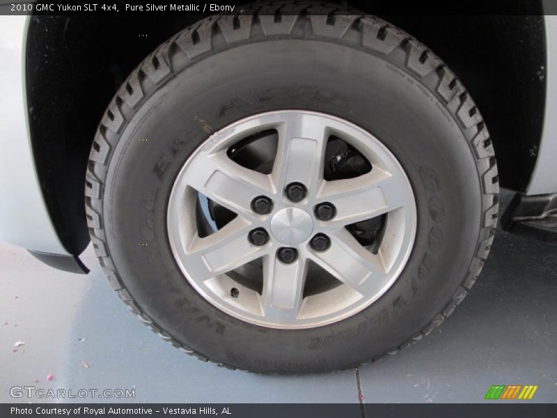 Pure Silver Metallic / Ebony 2010 GMC Yukon SLT 4x4