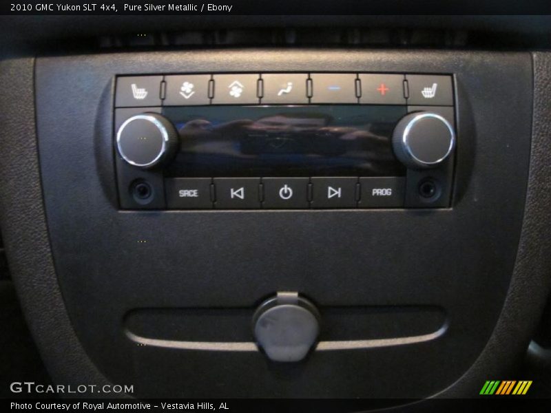 Pure Silver Metallic / Ebony 2010 GMC Yukon SLT 4x4