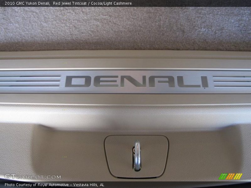 Red Jewel Tintcoat / Cocoa/Light Cashmere 2010 GMC Yukon Denali