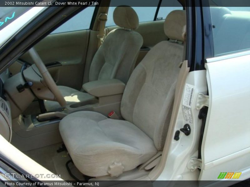 Dover White Pearl / Tan 2002 Mitsubishi Galant LS