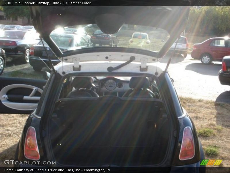 Black II / Panther Black 2002 Mini Cooper Hardtop