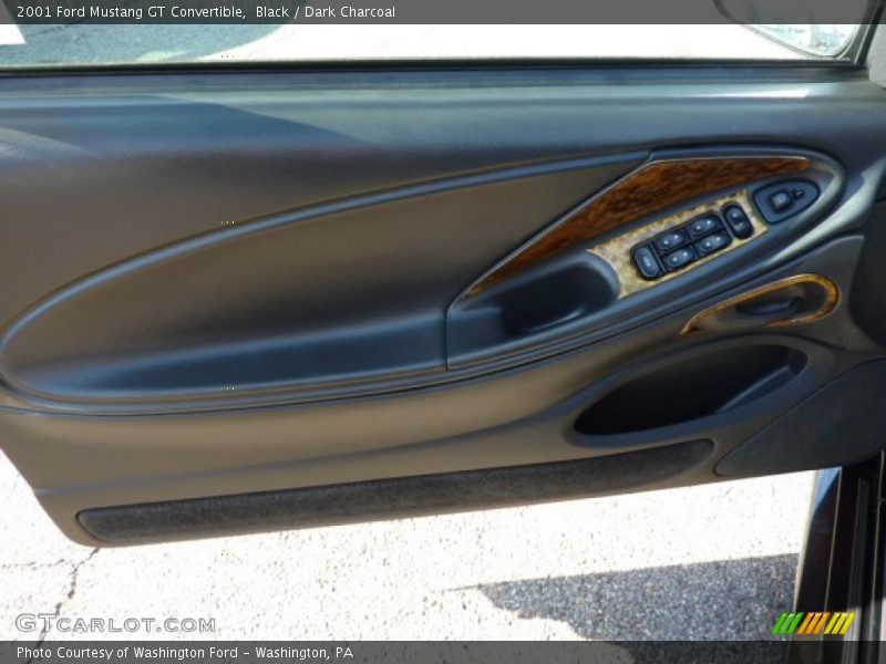 Black / Dark Charcoal 2001 Ford Mustang GT Convertible