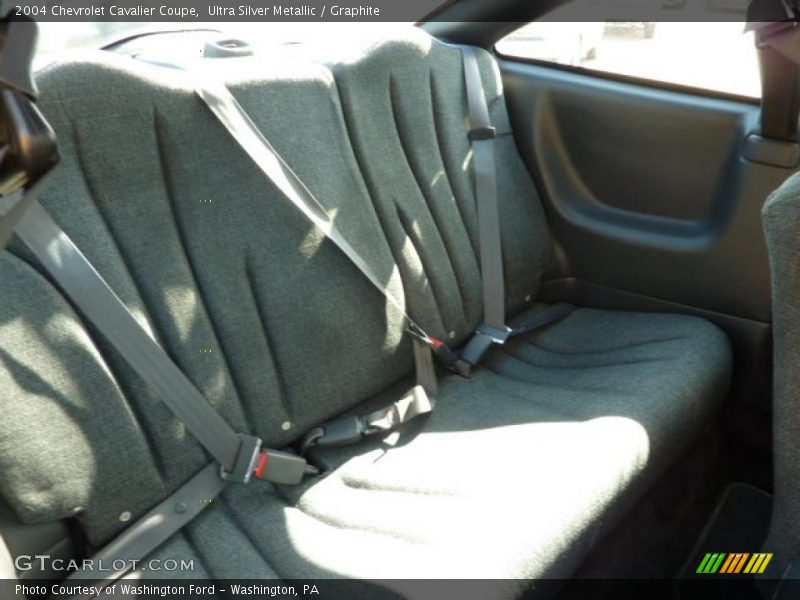 Ultra Silver Metallic / Graphite 2004 Chevrolet Cavalier Coupe