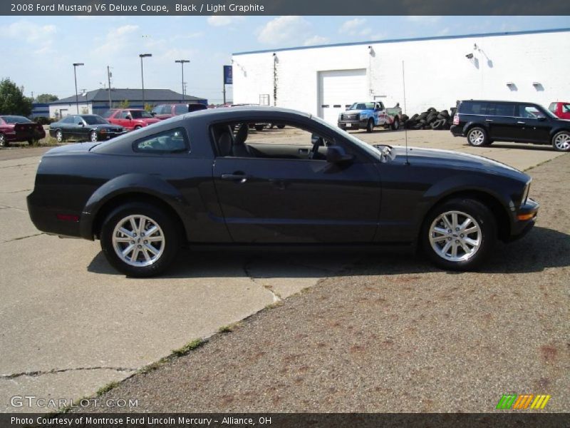 Black / Light Graphite 2008 Ford Mustang V6 Deluxe Coupe