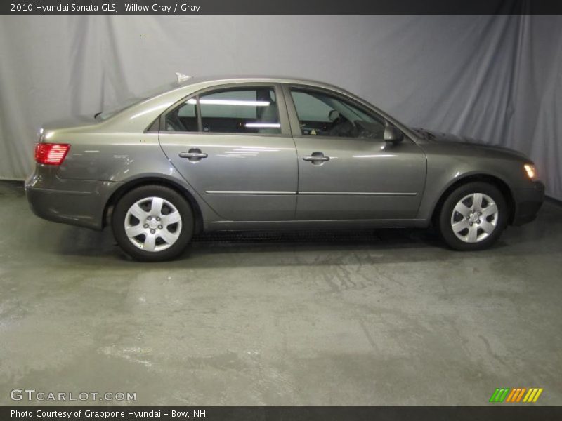 Willow Gray / Gray 2010 Hyundai Sonata GLS