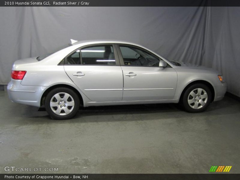 Radiant Silver / Gray 2010 Hyundai Sonata GLS