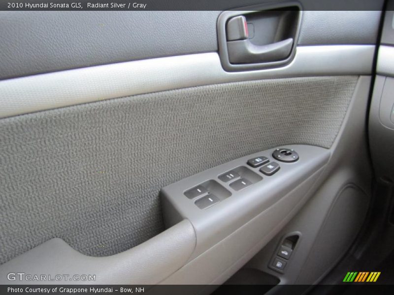 Radiant Silver / Gray 2010 Hyundai Sonata GLS