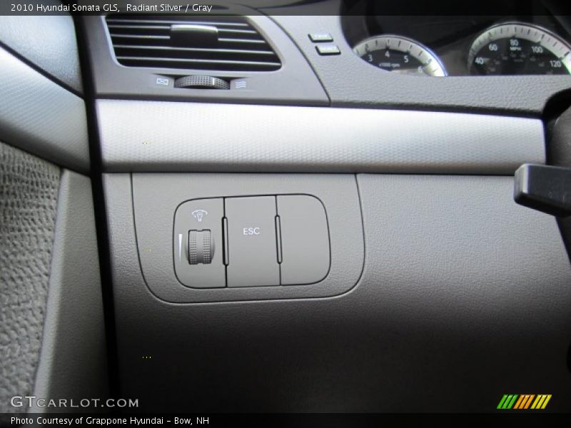Radiant Silver / Gray 2010 Hyundai Sonata GLS