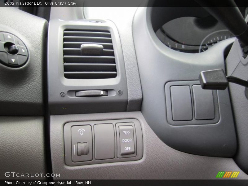 Olive Gray / Gray 2009 Kia Sedona LX