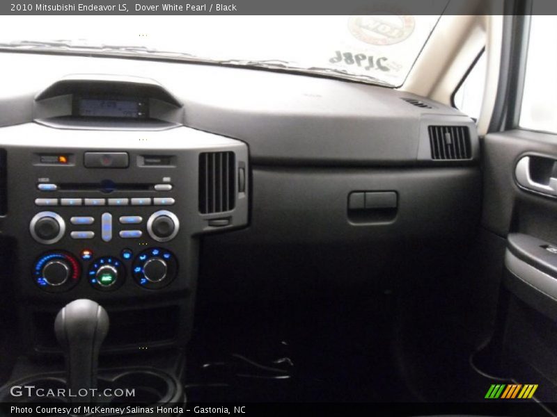 Dover White Pearl / Black 2010 Mitsubishi Endeavor LS